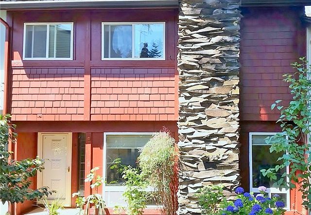 1st image of 1035 156th Ave NE APT 19