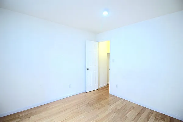 Rented by Corcoran | media 31