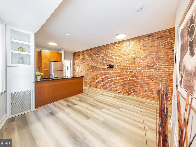 1706 U St NW #104 — Photo 18