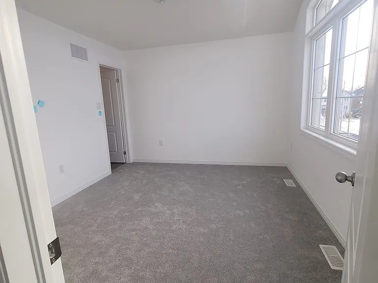 15 Albany St — Photo 8