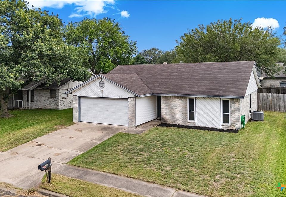 1st image of 308 Trentwood Cir