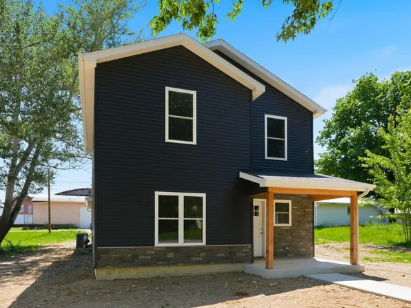 206 W Lincoln St, Ashley, IN 46705