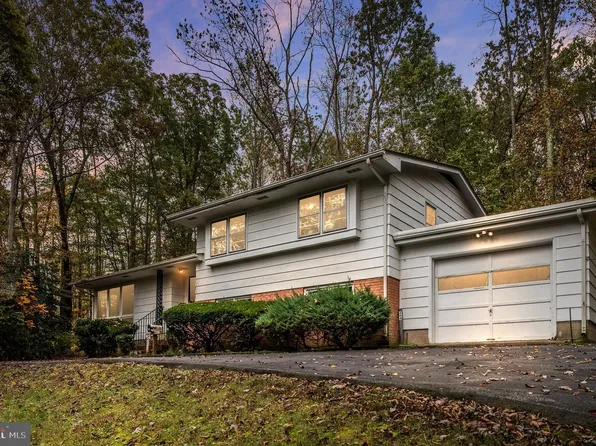 264 Colebrook Rd, Fredericksburg, VA 22405