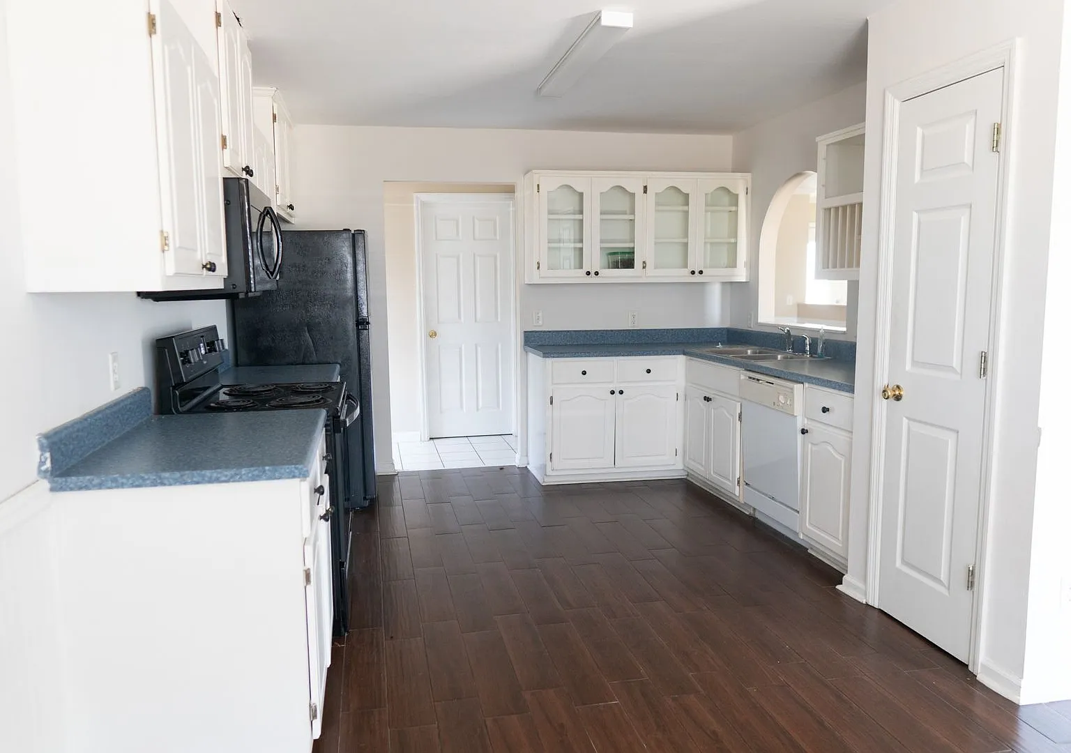 Five Bedroom Home with attached garage-Available Now — Photo 2