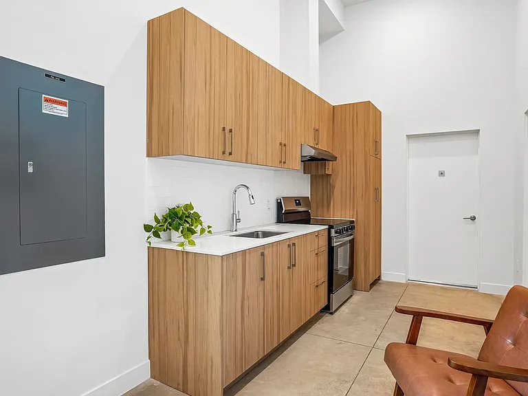 Step Designer Studio Community Living — Photo 38