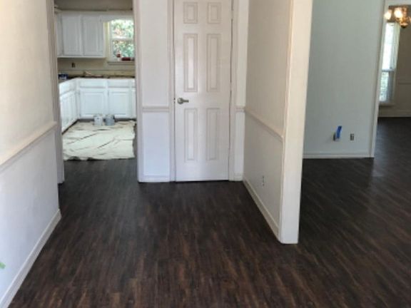 3rd image of 4816 Gretna Green Ln