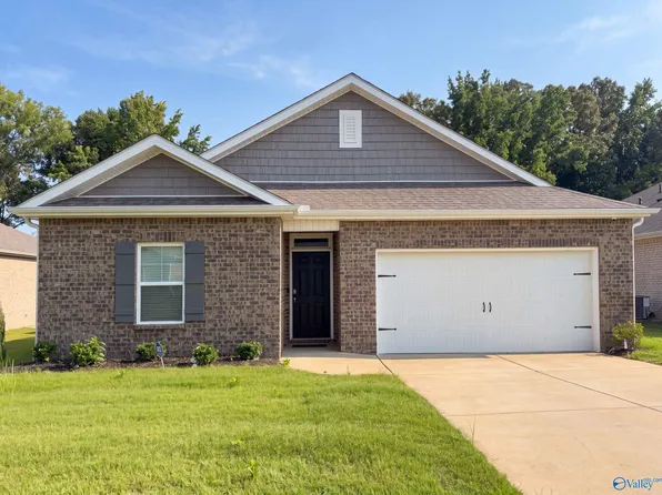 12898 Golden Hay Cir, Madison, AL 35756