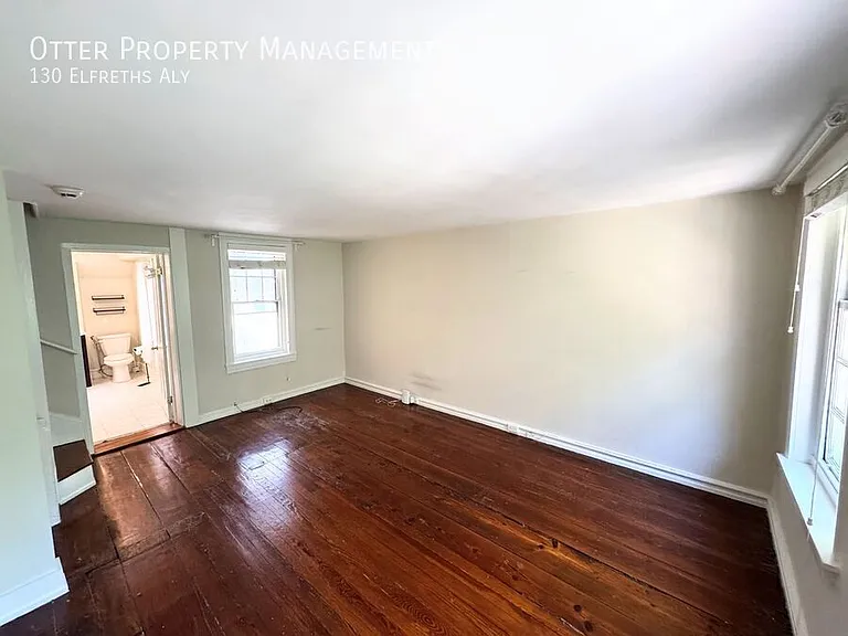 130 Elfreths Aly — Photo 10