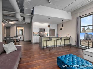 292 W Western Ave #304, Muskegon, MI 49440