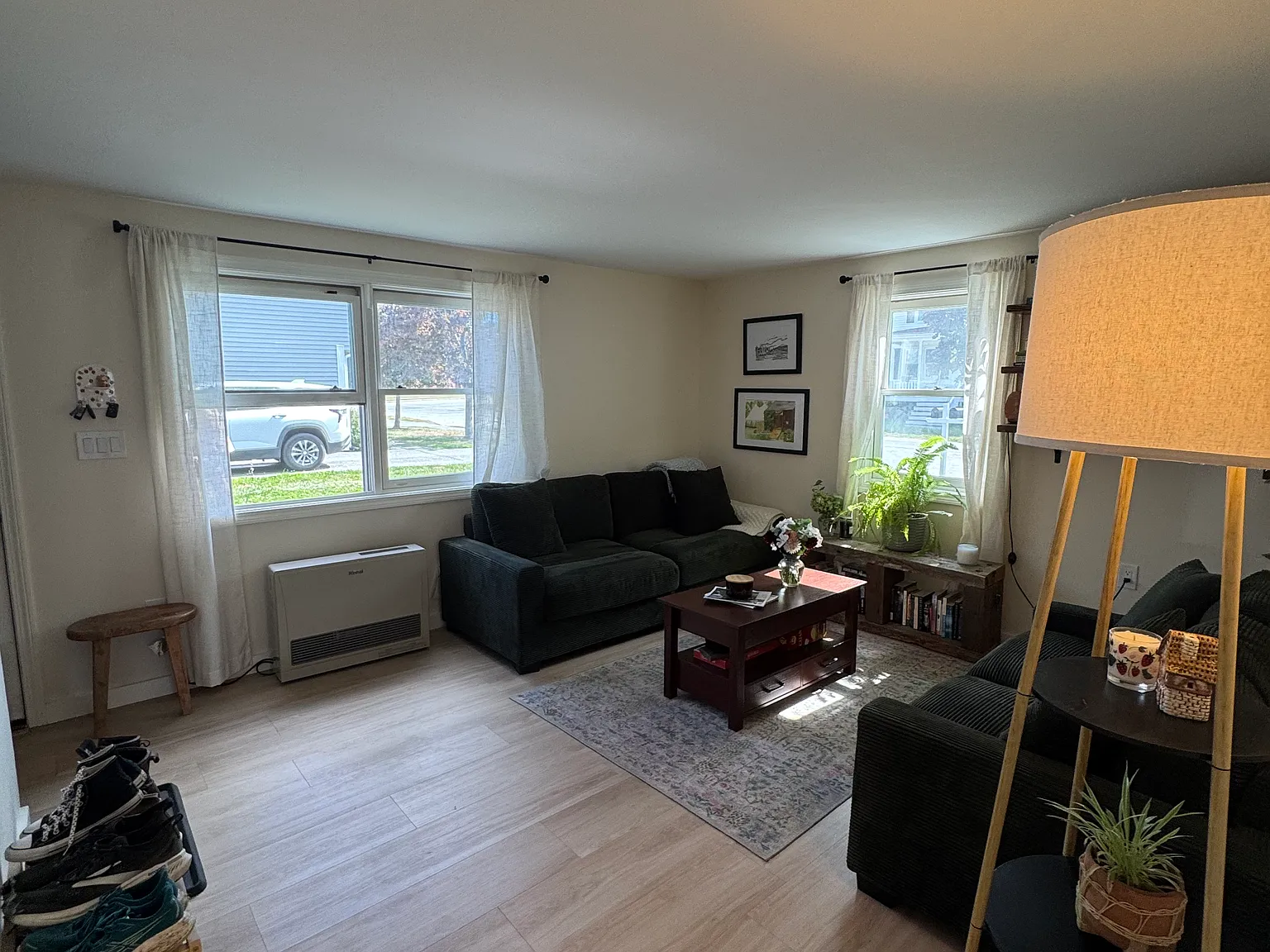 2 bed, 900 sqft, $2,400 — Photo 4