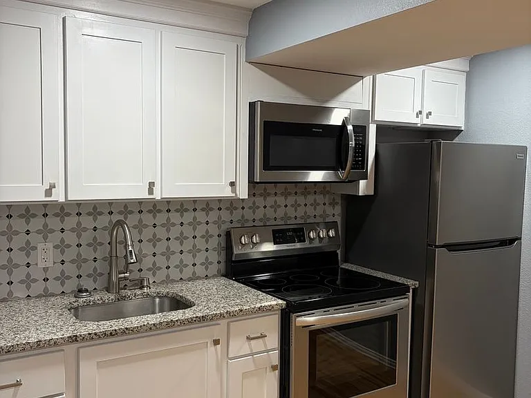 616 Main St — Photo 4
