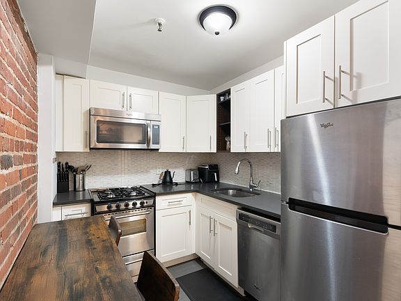 5th image of 66 Pearl St #402B