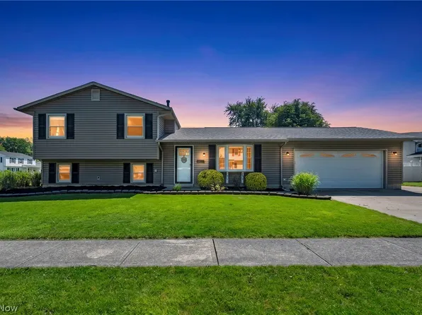 127 Edgefield Dr, Elyria, OH 44035