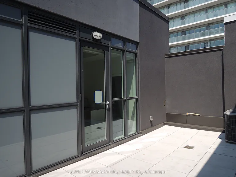 113 McMahon Dr #Townhouse 16 — Photo 14