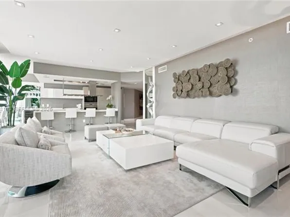 17301 Biscayne Blvd, North Miami Beach, FL