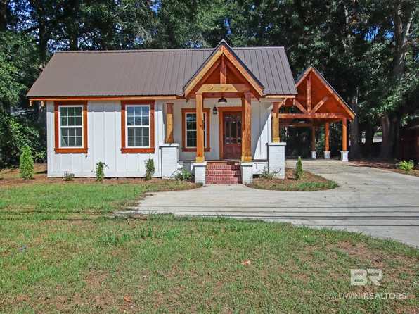 613 Forrest Ave, East Brewton, AL 36426