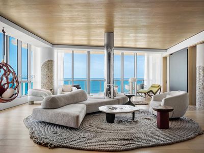 100 S Pointe Dr #2608/2609, Miami Beach, FL, 33139