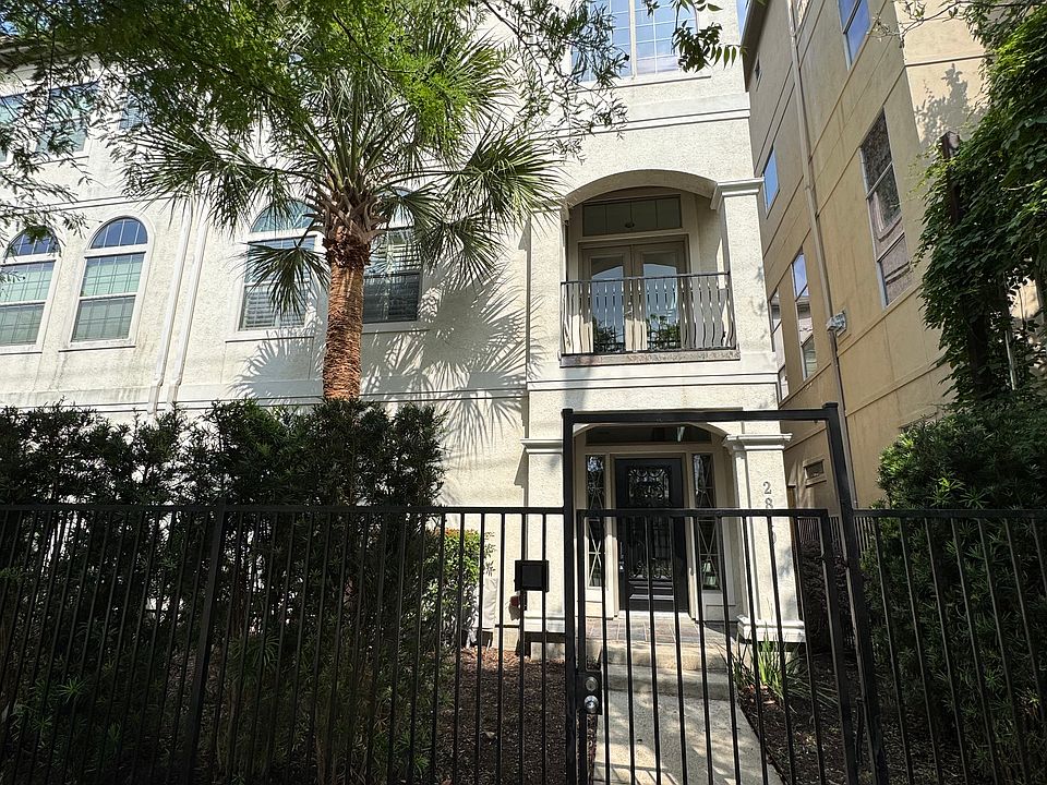 1st image of 2810 Helena St