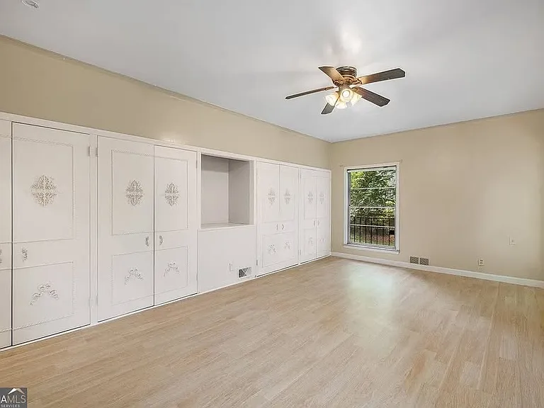 757 Old Ivy Rd NE — Photo 24