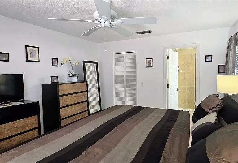 3803 Easton St — Photo 16