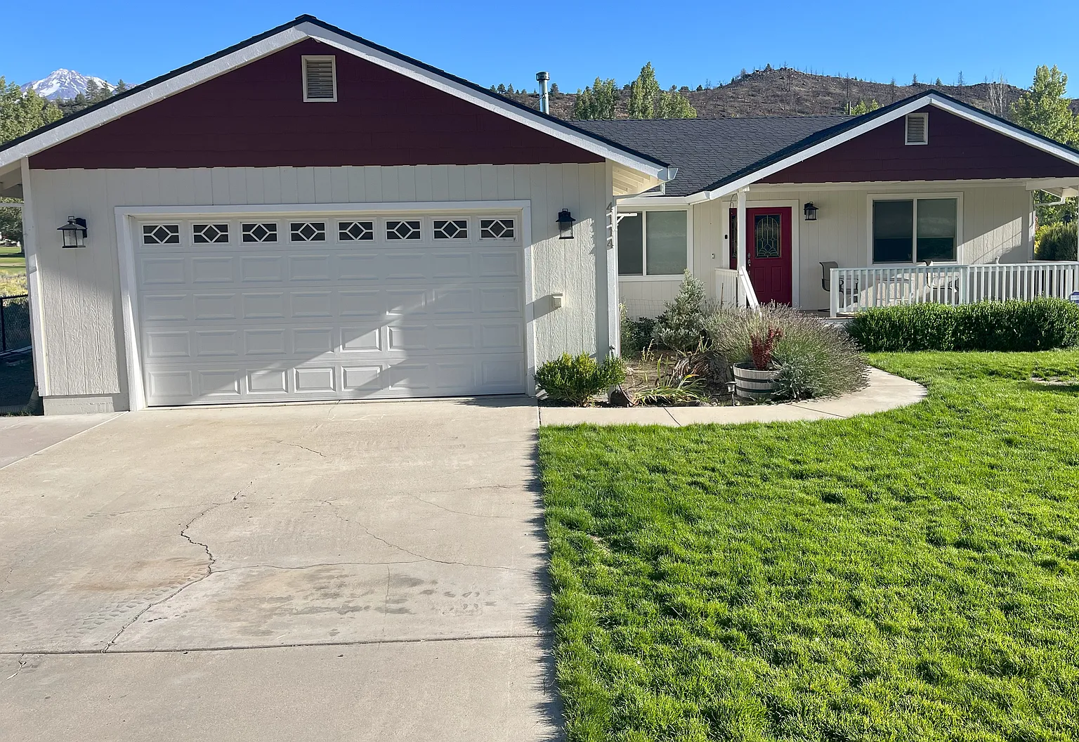 4114 Rainbow Dr photo 1