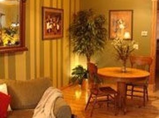 11 S 433 Rachael Ct, Burr Ridge, IL 60521