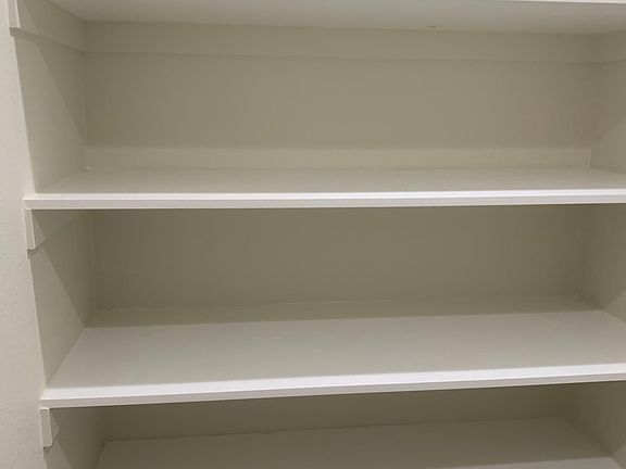 Storage / pantry in walk-in from kitchen