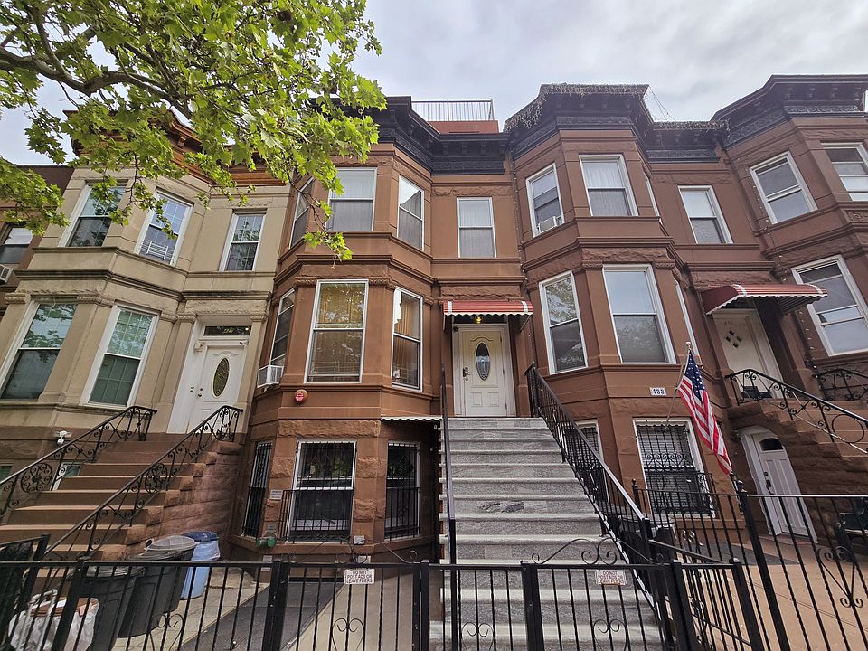 1st image of 429 43rd St #4