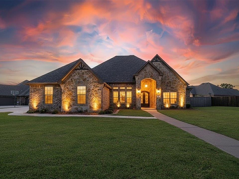 1st image of 237 Circle Club Ln