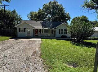 1214 S 15th St, Parsons, KS 67357