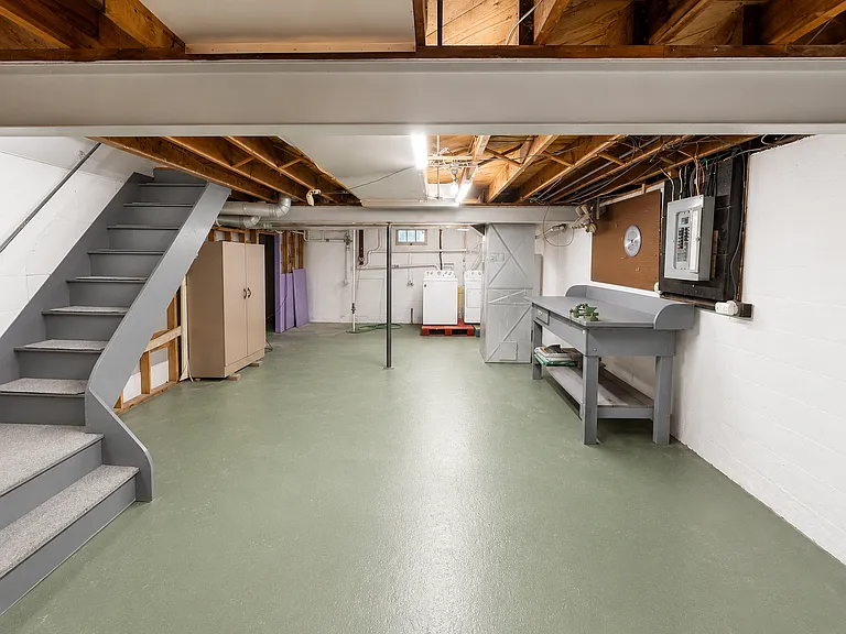 509 Torrance Ave — Photo 10