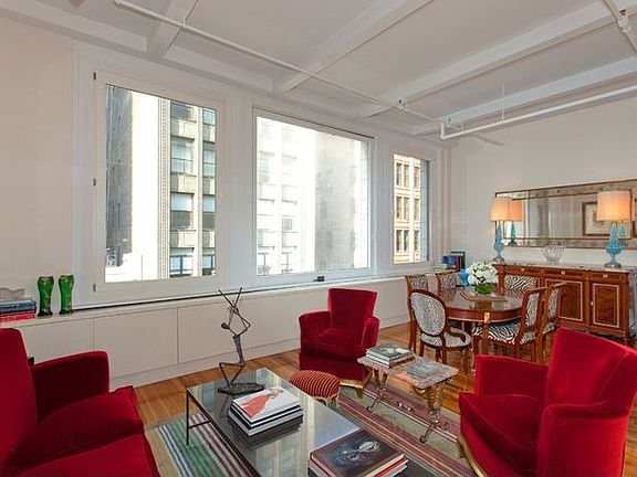 4th image of 28 W 38th St APT 9W