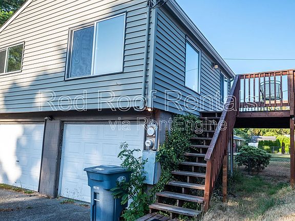 2nd image of 6527 95th St SW Unit B