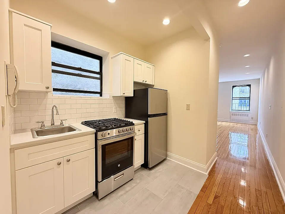 316 E 34th St #5A