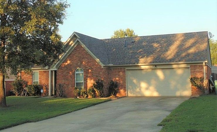 1st image of 5356 Woodchase Dr