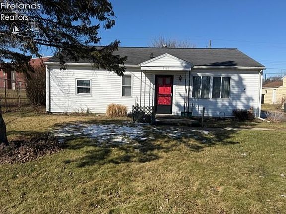 2nd image of 1302 Fleetwood Dr