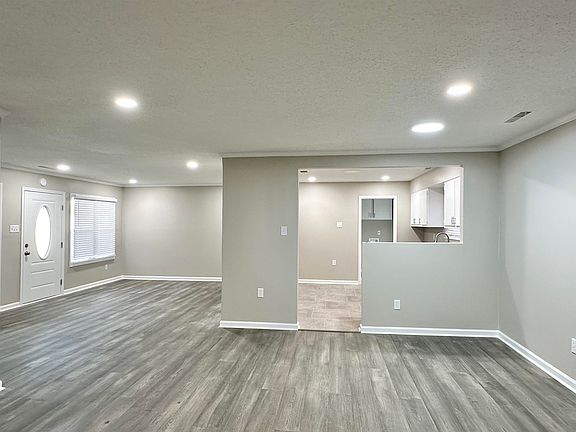 4th image of 5335 Rock Ridge Cv