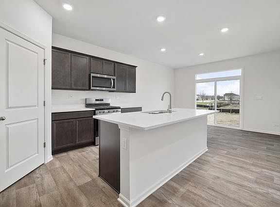 4th image of 255 Liszka Ln