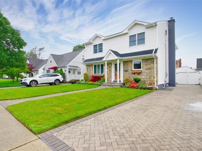 952 Van Buren Avenue, Franklin Square, NY, 11010