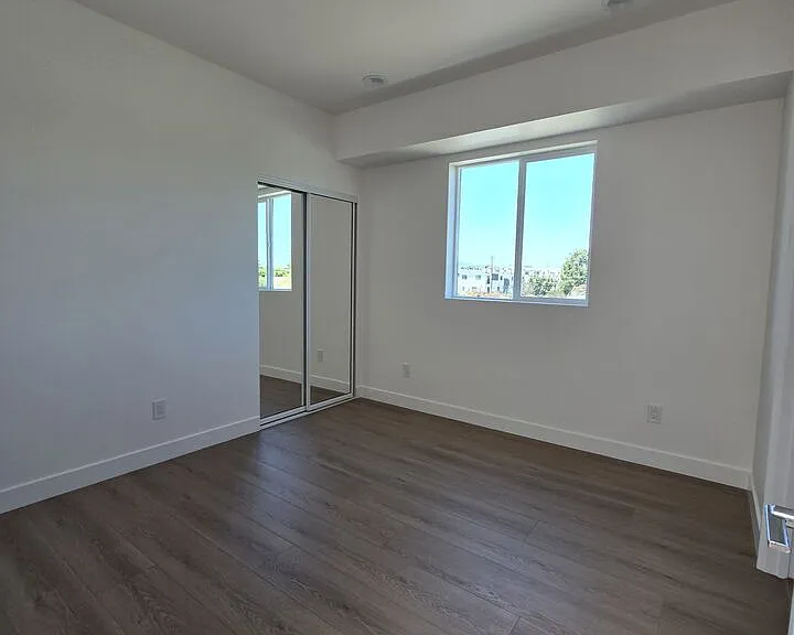 10827 1/2 Peach Grove St #1/2 — Photo 14