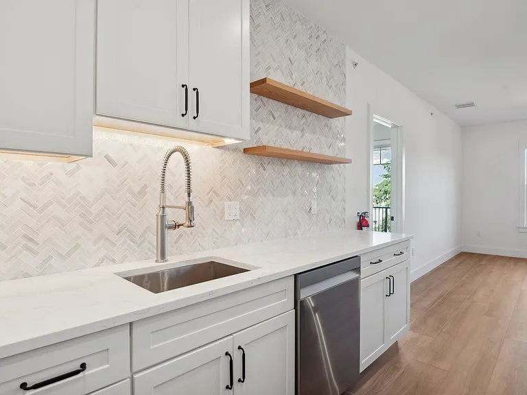 Chestnut Road Apartments — Photo 31