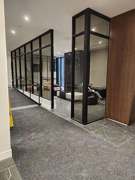 308 Jarvis (JAC Condos) — Photo 3