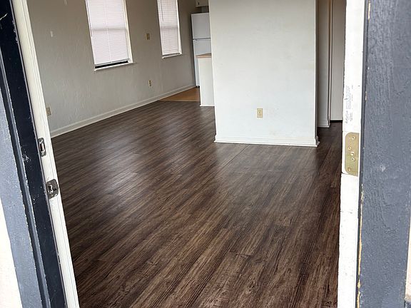 4th image of 301 Dixie Dr APT E3