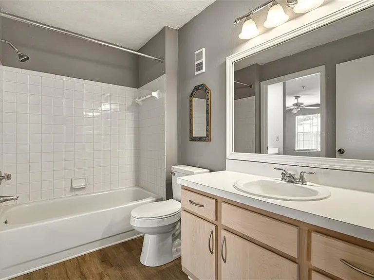 7300 Westpointe Blvd #725 — Photo 18