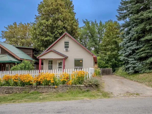 7001 Oak St, Bonners Ferry, ID 83805