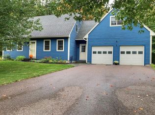 8 Southdown Ct, Essex Jct, VT 05452