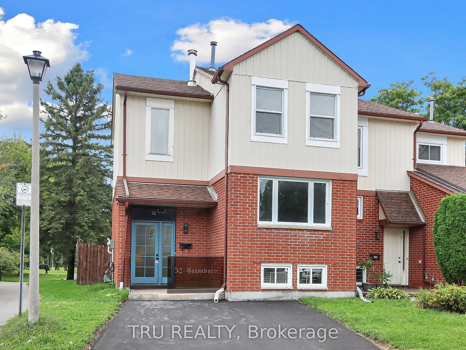 3 bed, $2,995 — Photo 1
