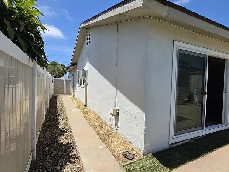1319 Thermal Ave — Photo 28