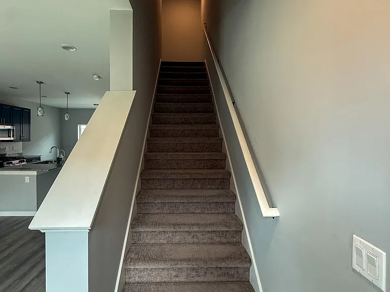 4861 Ludlow Ln — Photo 13