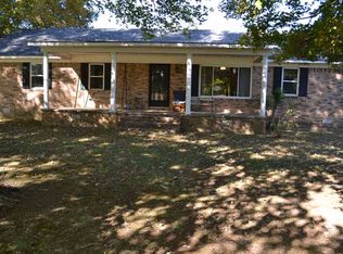 110 Sj Hickerson Rd, Trenton, TN 38382